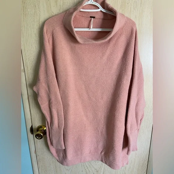 Free People Ottoman Slouchy Tunic Sweater Pink Sun Sand Medium - Picture 3 of 13